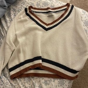 Very small flaw on the inside, non affecting. I haven’t worn in awhile